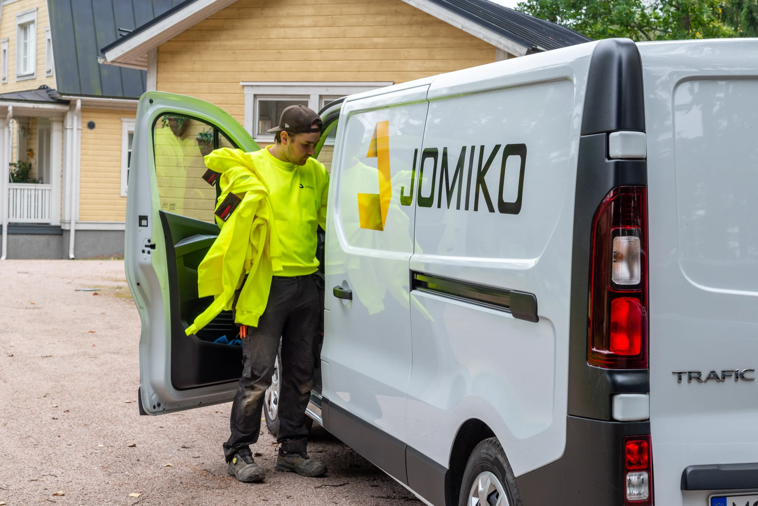 Kokenut Konekuski – Liity Kasvavaan Maanrakennusalan Tiimiimme!